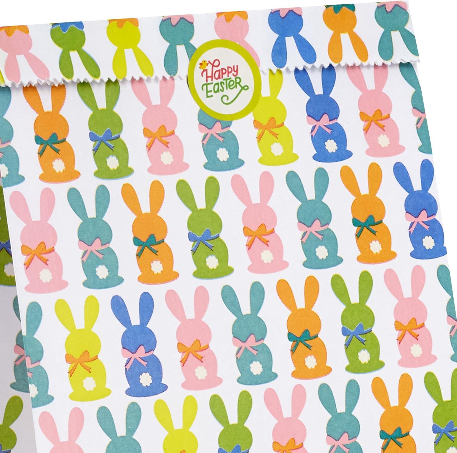 imageHallmark Holiday Party Favor and Wrapped Treat Bags 30 Bags White with Red Yellow Blue Green Christmas Lights for Christmas Hanukkah Classroom Parties Teacher Gifts Luminaries Sack LunchesEaster