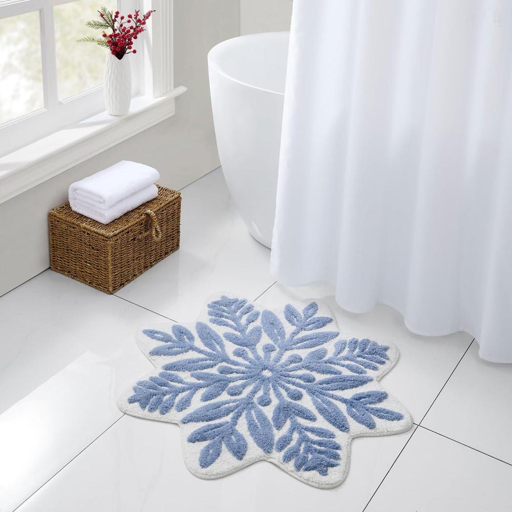 imageHallmark Holiday Bath Rug Round Christmas Rug Soft Tufted Pile Christmas Wreath 30quot RoundSnowflake