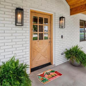 Hallmark – Holiday Doormat, Outdoor Coir Doormat for Christmas (House Multi, 18″ x 30″)(House Multicolor)