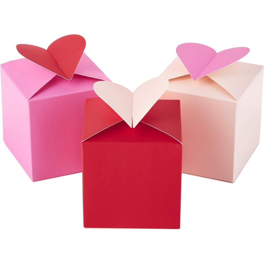 imageHallmark 5JVG1928 Paper Wonder 3quot Small Valentines Gift Boxes Pack of 3 Hearts in Pink Purple and RedPink  Red