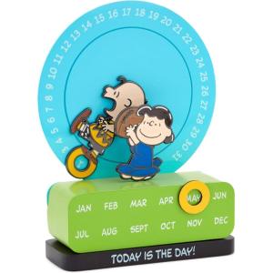 Hallmark Peanuts Magnetic Perpetual Calendar (Charlie Brown and Lucy) Gift for Boss, Grads, Fans(Peanuts Charlie Brown and Lucy)