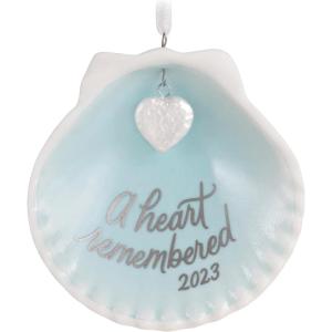 Hallmark Keepsake Christmas Ornament 2025, Always with Us 2025, Remembrance Gifts(2023 A Heart Remembered)